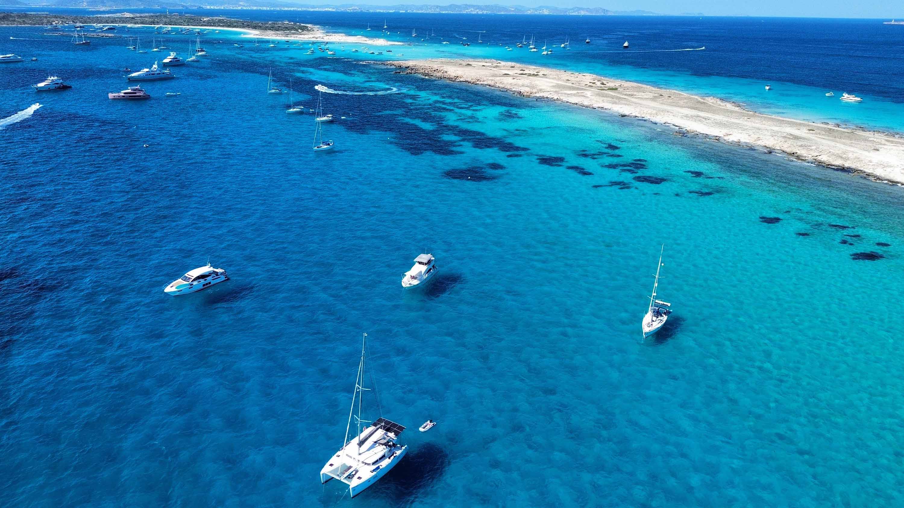 ¿Por qué los Famosos eligen Formentera para desconectar?